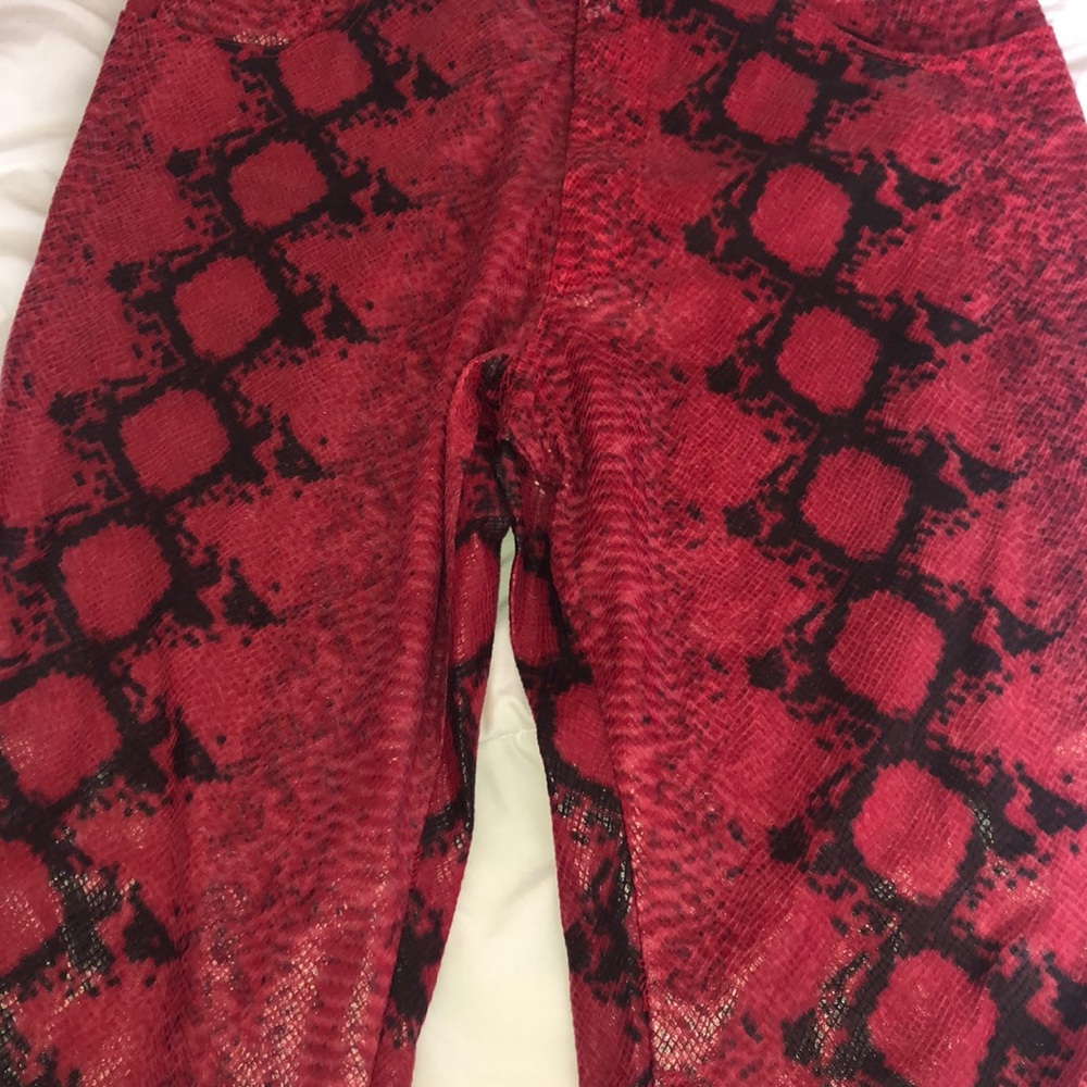 Python/ Snake print pants